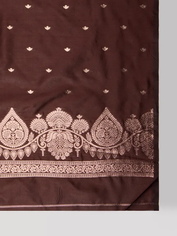 Chocolate_brown_and_rose_gold_Banarasi_silk_saree