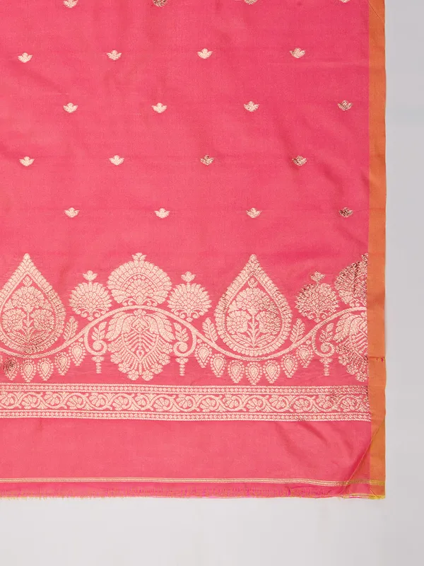 Coral_pink_and_warm_gold_Banarasi_silk_saree