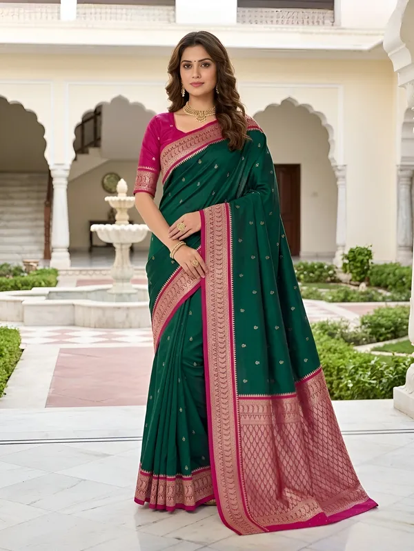 Emerald_Green_and_Magenta_Banarasi_Silk_Saree