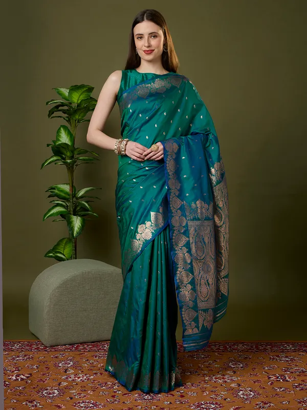 Emerald_green_and_royal_blue_Banarasi_silk_saree