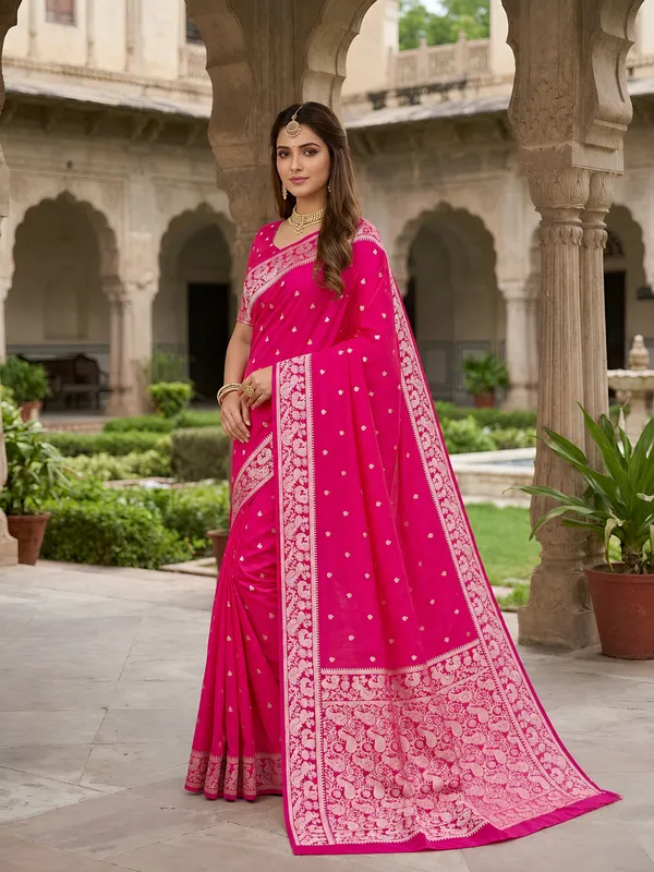 Fuchsia_pink_pure_Banarasi_silk_saree