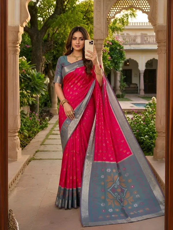 Magenta_and_Slate_Teal_Pochampally_Silk_Saree