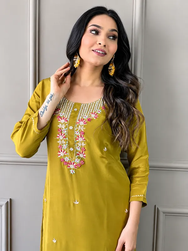 Mustard_Meadow_Silk_Suit_Set