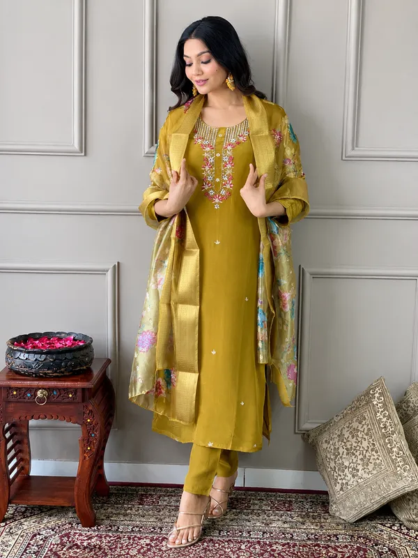 Mustard_Meadow_Silk_Suit_Set