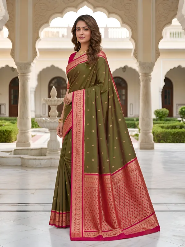 Olive_Green_and_Magenta_Banarasi_Silk_Saree