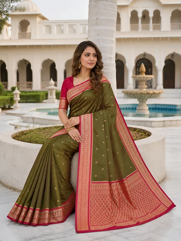 Olive_Green_and_Magenta_Banarasi_Silk_Saree