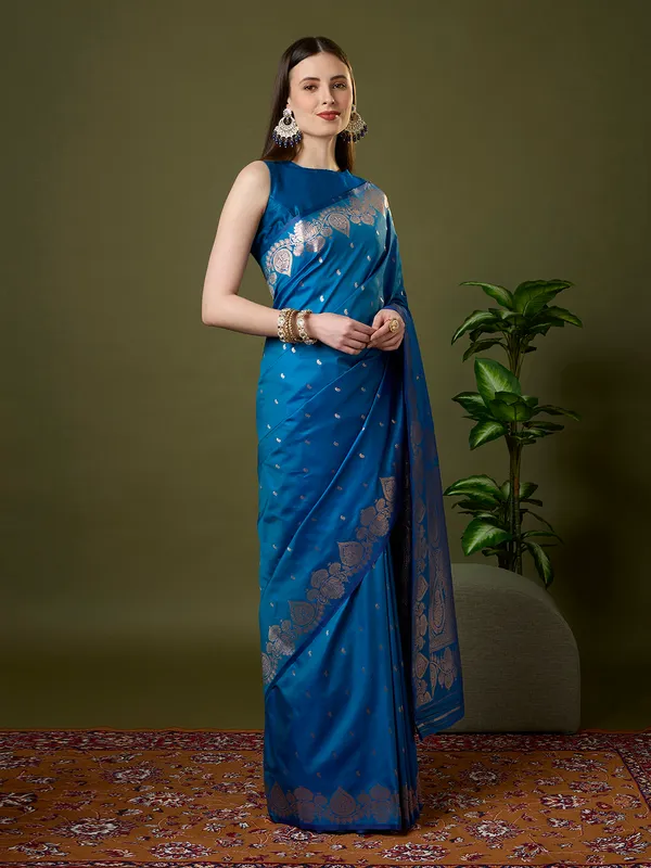 Royal_blue_and_copper_gold_Banarasi_silk_saree