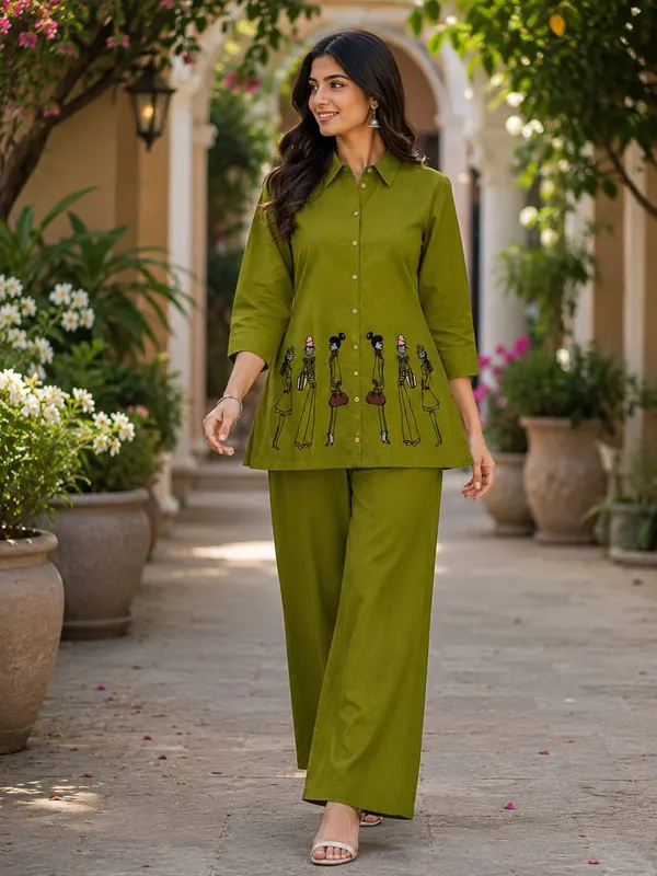 The_Modern_Muse_Co-ord_Set_in_Moss_Green