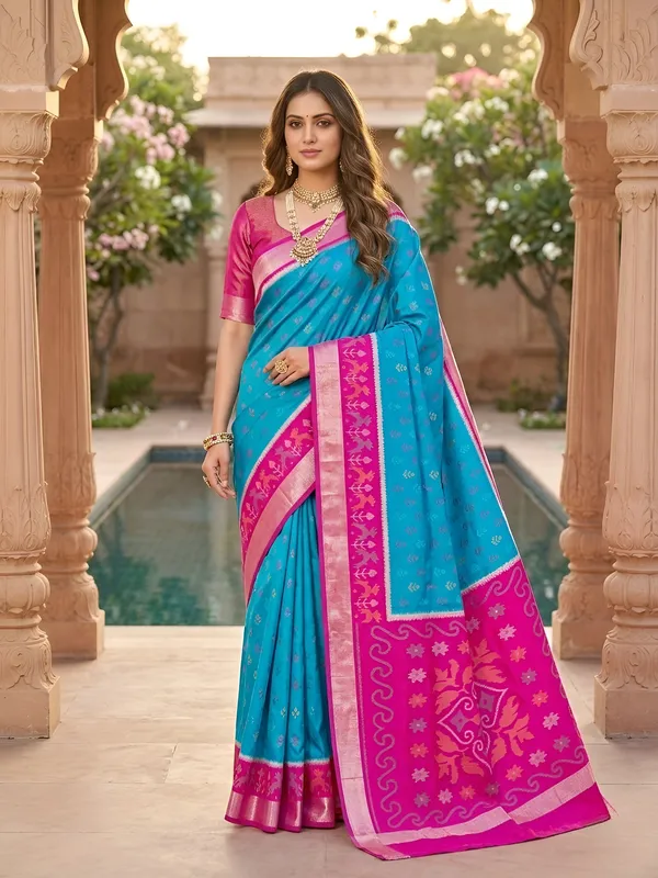 Turquoise_blue_and_magenta_Pochampally_silk_saree