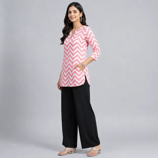 Pink_Rayon_Wave_Print_Tunic_Palazzo_Co-Ord_Set_For_Women