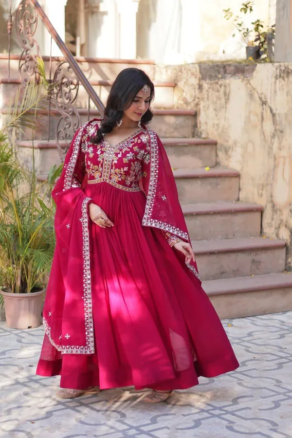 Berry_Magenta_Faux_Georgette_Flared_Anarkali_Gown_For_Women