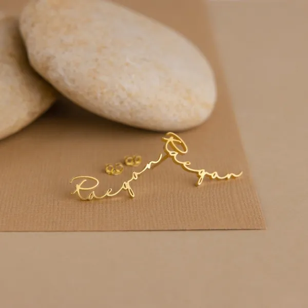 Custom_Hallie_Name_Earrings_Gold