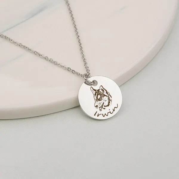 Personalized_Pet_Portrait_Necklace_Silver
