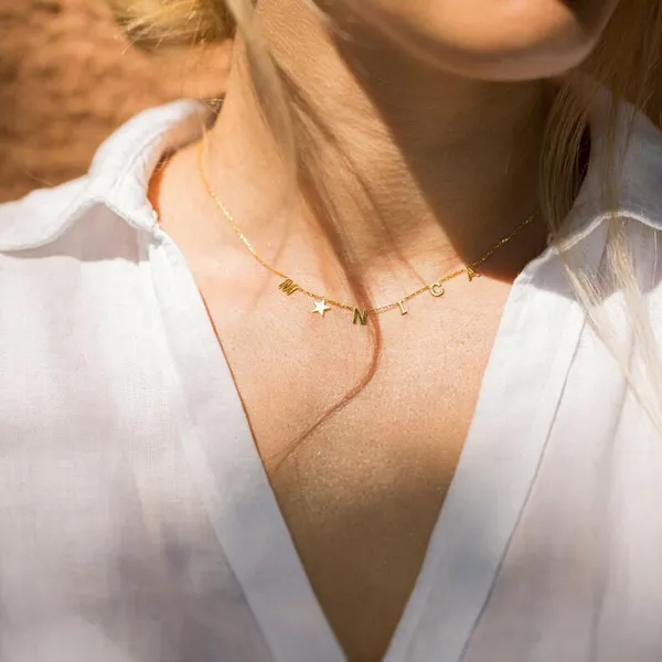 Personalized_Initial_Letter_Name_Necklace_Gold