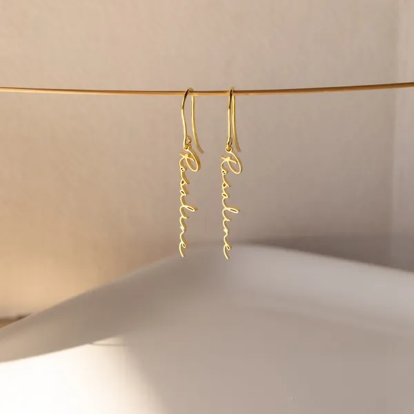 Hallie_Dangling_Name_Earrings_Gold