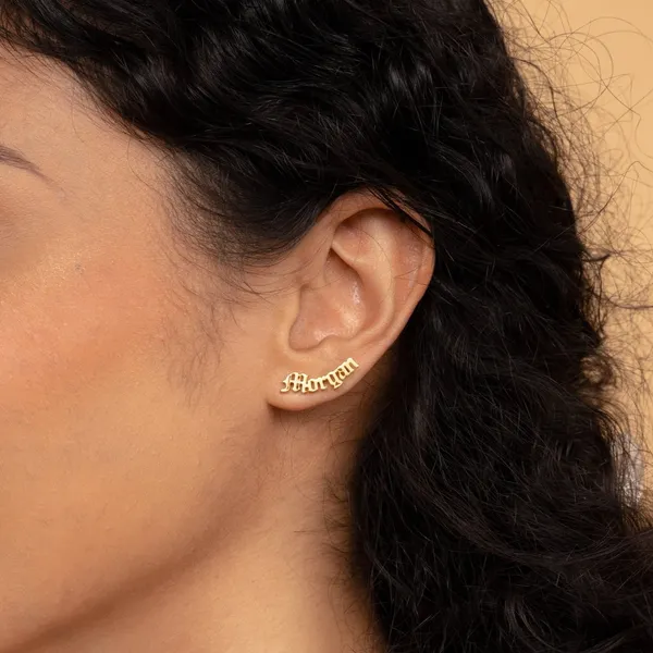 Old_English_Name_Earrings_Gold