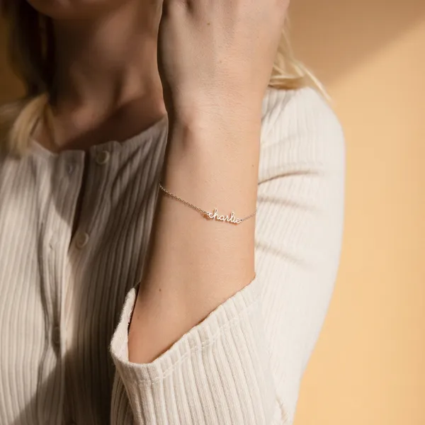Dainty_Tiny_Name_Bracelet_Rose_Gold