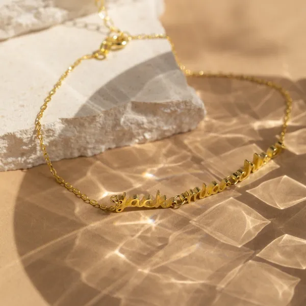 Petite_Tiny_Multiple_Name_Bracelet_Gold