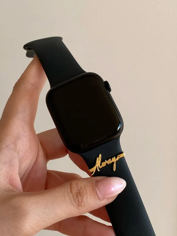 Custom_Apple_Watch_Accessories_Personalized_Gifts_Rose_Gold