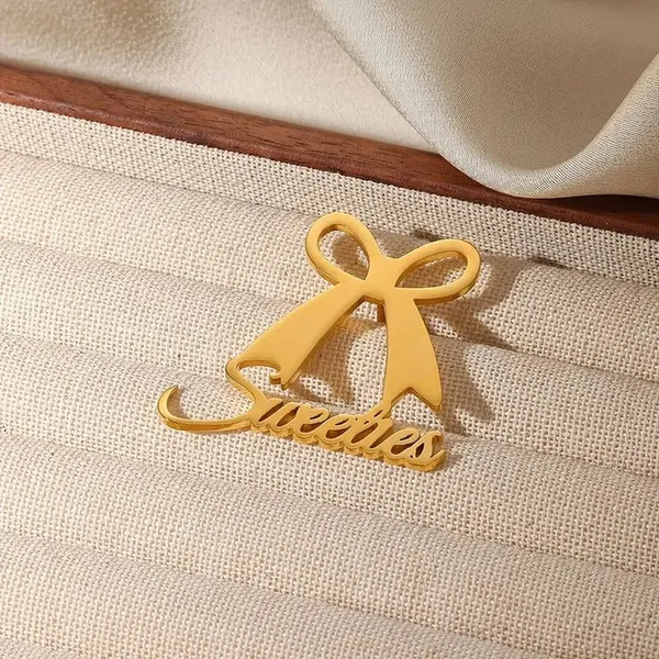 Personalized_Ribbon_Bow_Brooch_With_Custom_Name_Gold