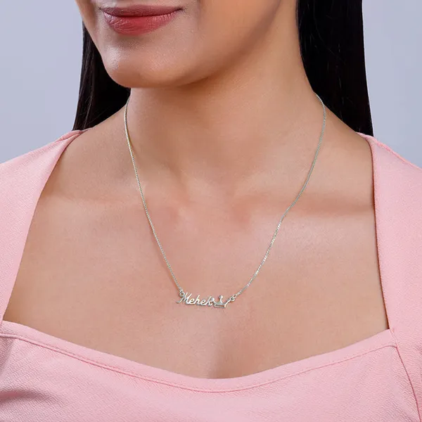 Silver_Personalised_Queen_Necklace