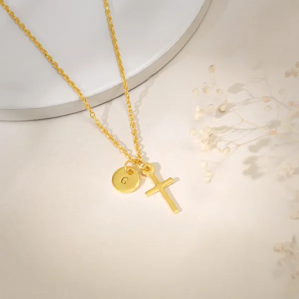 Golden_Personalised_Halo_Cross_Pendant_With_Link_Chain