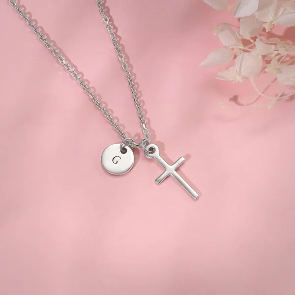 Silver_Personalised_Halo_Cross_Pendant_With_Link_Chain