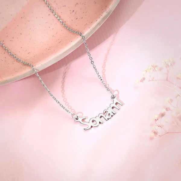 Silver_Personalised_Name_in_Bold_Necklace