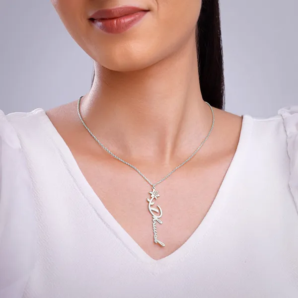 Silver_Personalised_Flower_Name_Pendant_with_Link_Chain