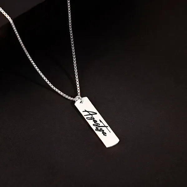 Silver_Personalised_Vertical_Bar_Name_Pendant_with_Box_Chain_For_Him