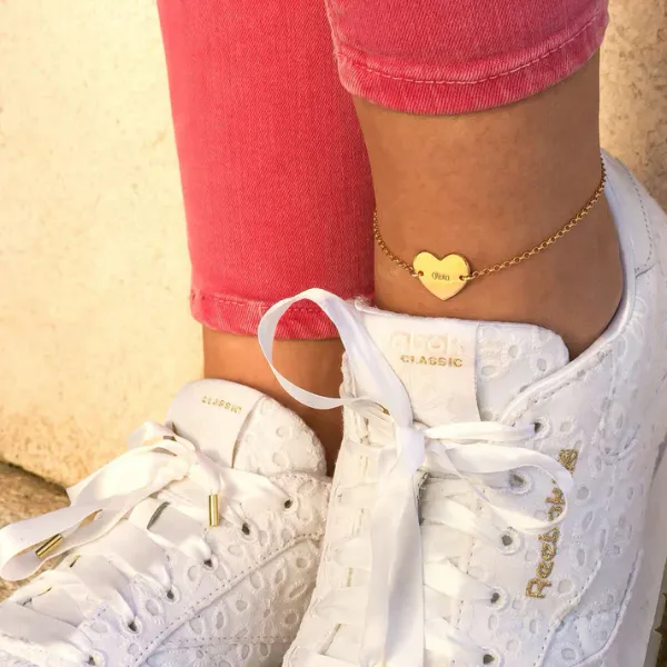 Personalized_Engraved_Heart_Charm_Name_Anklet