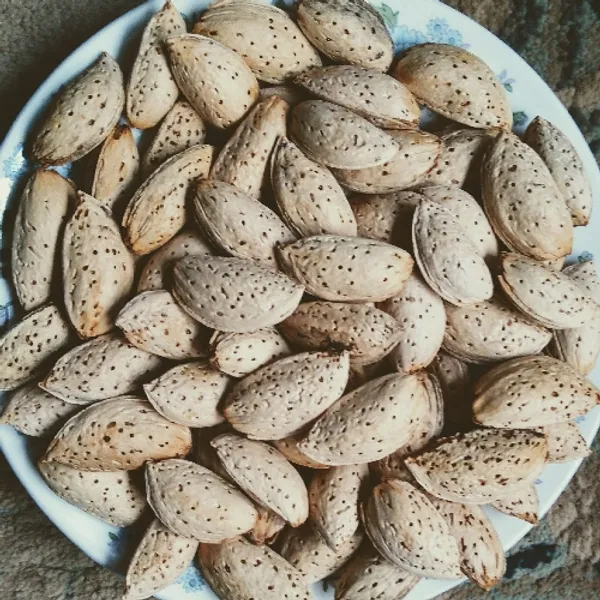 Kagzi_Almonds_Big_Size_1kg