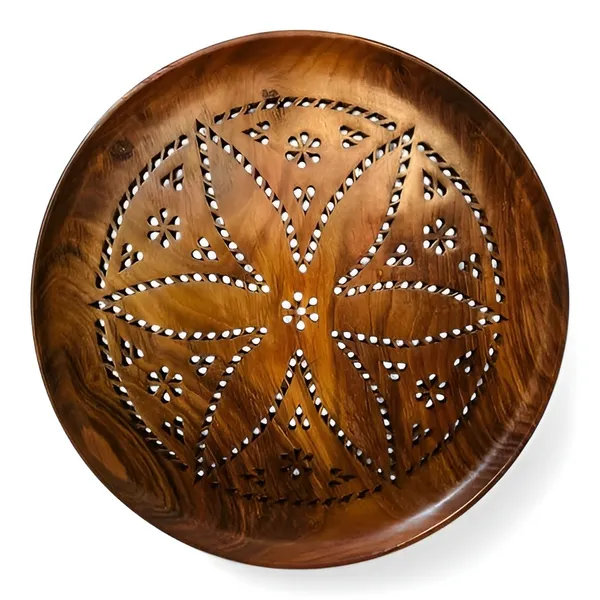 Wooden_Carved_Serving_Bowl_With_Decorative_Pattern_10_Inch