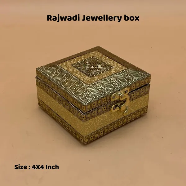 Brass_Rajwadi_Embossed_Square_Jewellery_Box_4x4_Inch