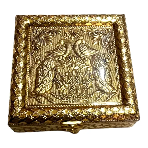Wooden_Handcrafted_Peacock_Design_Dryfruit_Box_Diwali_Gift_Box_Dry_Fruit_Box_Indian_Traditional_Ethnic_Gift_Box_Wedding_Favor_Box