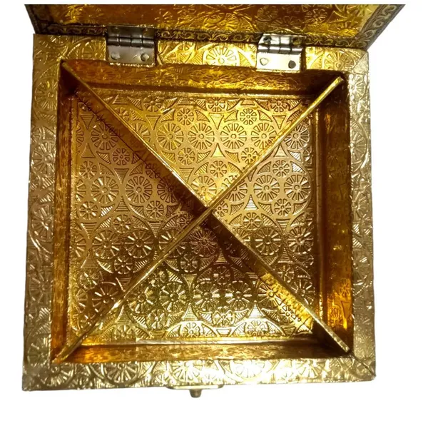 Wooden_Handcrafted_Peacock_Design_Dryfruit_Box_Diwali_Gift_Box_Dry_Fruit_Box_Indian_Traditional_Ethnic_Gift_Box_Wedding_Favor_Box