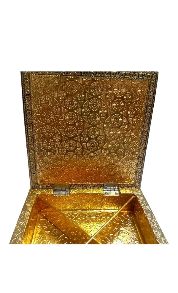 Wooden_Handcrafted_Peacock_Design_Dryfruit_Box_Diwali_Gift_Box_Dry_Fruit_Box_Indian_Traditional_Ethnic_Gift_Box_Wedding_Favor_Box