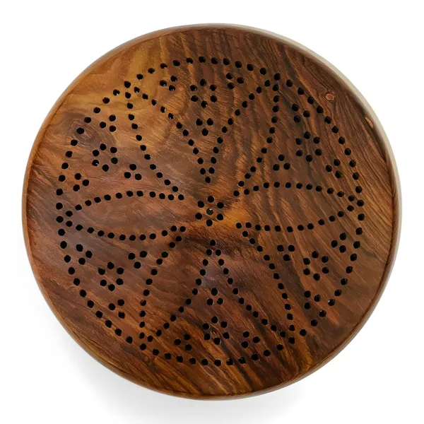 Wooden_Roti_Tray_With_Carved_Design_Round_Wood_Chapati_Basket_Plate_Multipurpose_Bread_Serving_Platter_For_Kitchen_Dining_(Pack_Of_1)_12inch