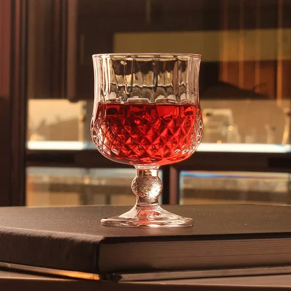 Classic_Red_Wine_Glasses_Set_Crystal_Cut_Design_Clear_Glass_For_Various_Drinks_Set_Of_2_Pack_Of_2