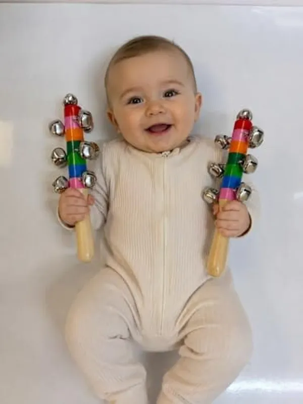 RAINBOW_WOODEN_JINGLE_STICK-HAND_BELL_RATTLE_TOY_FOR_KIDS_JHUNJUNA