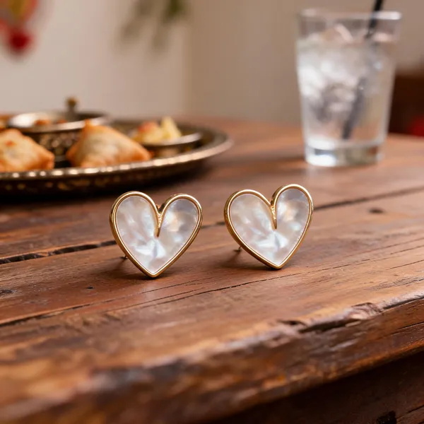 White_Mother_Of_Pearl_Heart_Stud_Earrings_For_Women