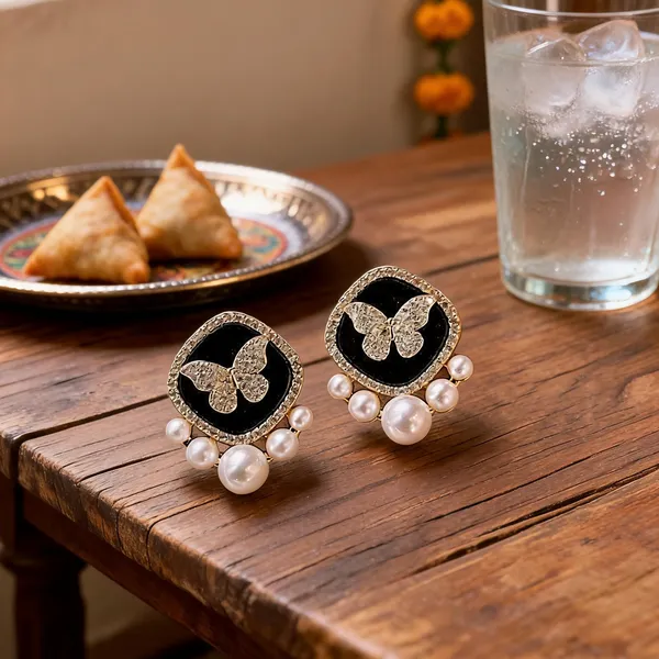 Black_Enamel_Butterfly_Pearl_Stud_Earrings_For_Women