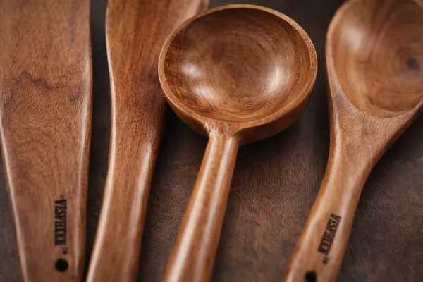 Pack_Of_5_Neem_Wood_Wide_Spatula,_Turner,_Ladle,_Serving_And_Rice_Serving_Spoon