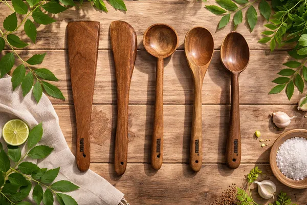 Pack_Of_5_Neem_Wood_Wide_Spatula,_Turner,_Ladle,_Serving_And_Cooking_Spoon