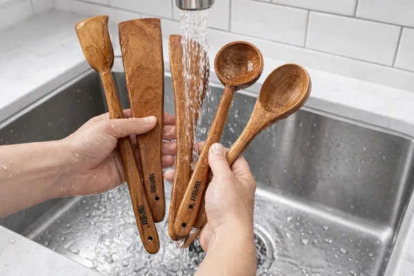 Pack_Of_5_Neem_Wood_Flat_Spatula,_Wide_Spatula,_Turner,_Ladle_And_Serving_Spoon