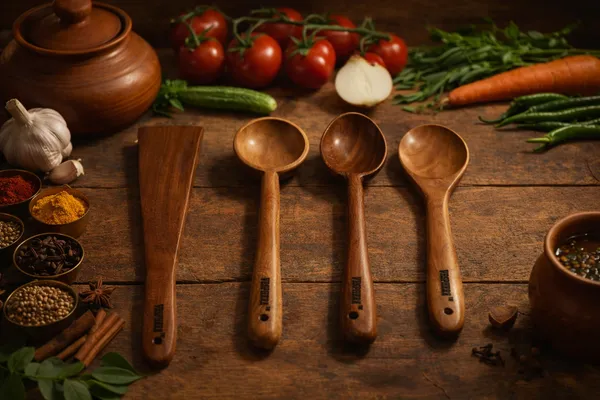 Pack_Of_4_Neem_Wood_Wide_Spatula,_Ladle,_Cooking_And_Rice_Serving_Spoon