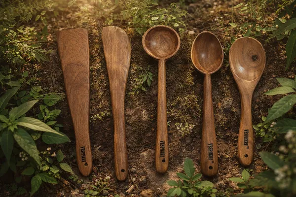 Pack_Of_5_Neem_Wood_Wide_Spatula,_Turner,_Ladle,_Cooking_And_Rice_Serving_Spoon
