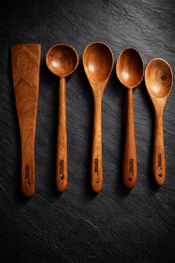 Pack_Of_5_Neem_Wood_Wide_Spatula,_Ladle,_Serving,_Cooking_And_Rice_Serving_Spoon