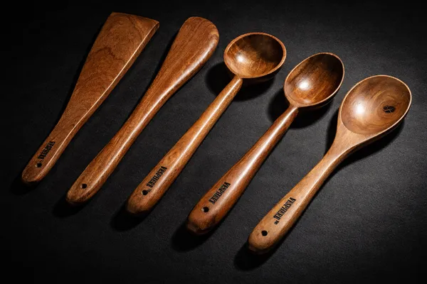 Pack_Of_5_Neem_Wood_Wide_Spatula,_Turner,_Ladle,_Cooking_And_Rice_Serving_Spoon