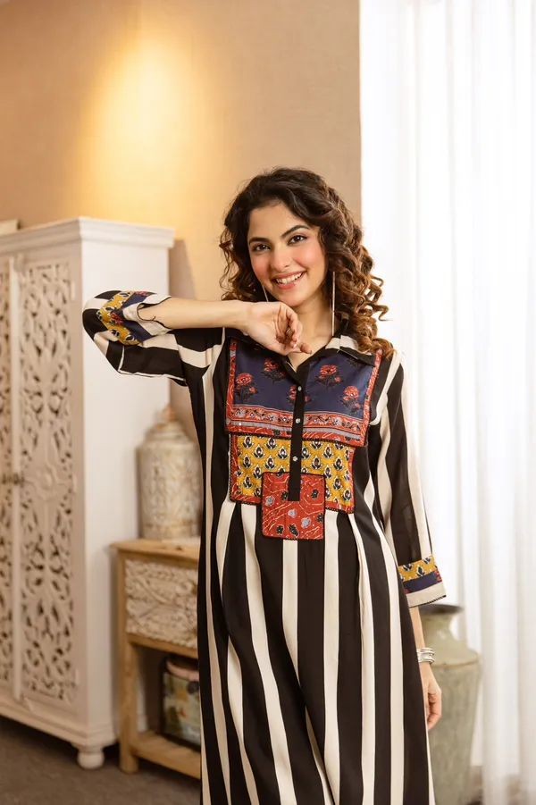 Black_And_White_German_Rayon_Vertical_Stripes_With_Floral_Print_Anarkali_Kurta_For_Women